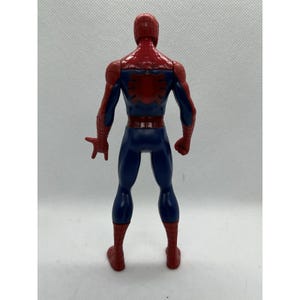 Spiderman 2015 Hasbro 6" Plastic Action Figure Marvel Spidey Classic Suit image 2