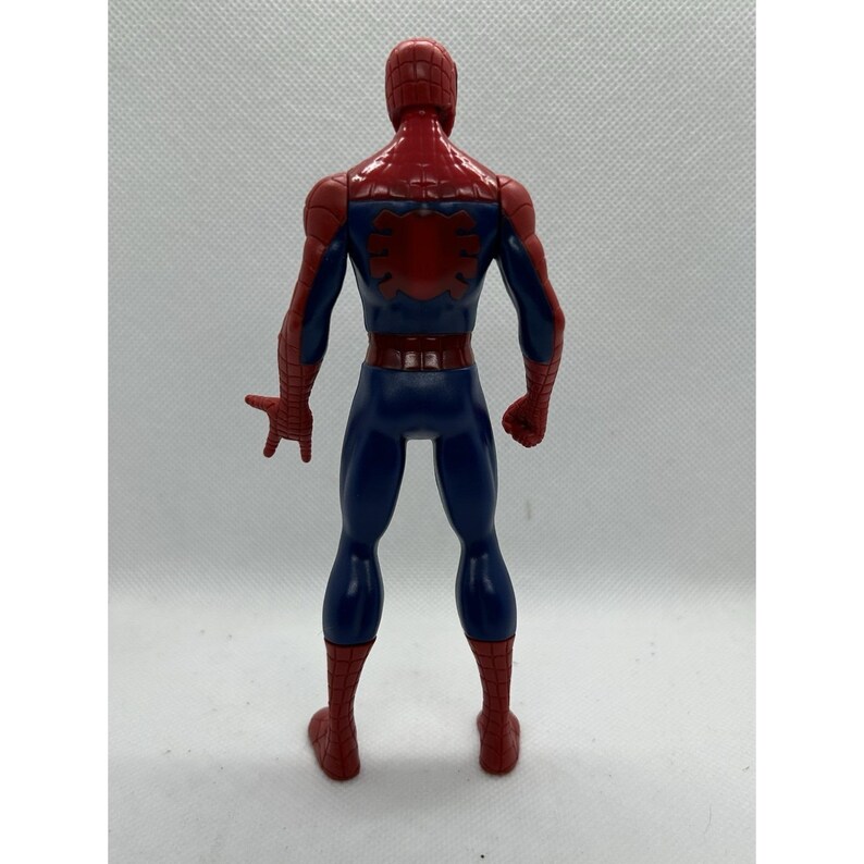 Spiderman 2015 Hasbro 6" Plastic Action Figure Marvel Spidey Classic Suit image 2