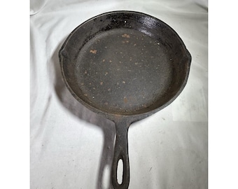 Vintage Cast Iron Skillet 10.5" Diameter Stamped China Decor Kitchen