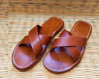 Handmade Brown Leather Slide Sandals For Women – Moroccan Craftsmanship – Comfortable Flats