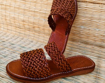 Handmade Woven Leather Slide Sandals - Brown Braided Slip-on  display picture 1