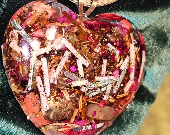 Empress Goddess Amulet for Power, Beauty, Generational Wealth, Abundance,Prosperity Necklace Pendant to attract money
