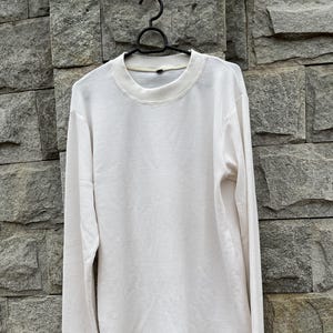 Men&#39;s Waffle Knit Thermal Shirt – Long Sleeve, Soft Cotton Blend, Warm, Breathable, Ideal for Layering in Cold Weather or Casual Wear.