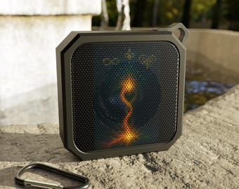 ケルトノット模様のフレームスパイラルBluetoothスピーカー｜アウトドア用ポータブルスピーカー