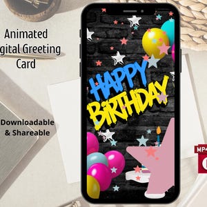 Puede incluir: Un teléfono inteligente muestra una tarjeta de felicitación digital de cumpleaños. La tarjeta presenta las palabras "Happy Birthday" en azul y amarillo sobre un fondo de ladrillos negros, con globos y estrellas. La tarjeta es descargable y compartible.