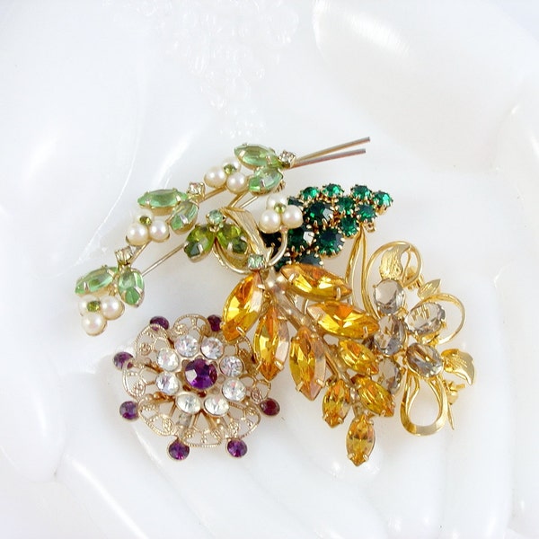 Rhinestone Brooch Lot, Vintage Jewelry, Flower Brooch, 1950s 50s Jewelry, Jewelry Lot