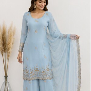 Besticktes Anzugset „Cut Dana“ | Kurti-Palazzo-Kleid aus Kunstgeorgette mit aufwendig besticktem Dupatta