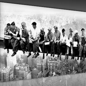 Lunch Atop A Skyscraper 1932 Reprudiction Canvas Wall Art Poster,New York Construction Workers Print Art,Modern Wall Decor,Housewarming Gift