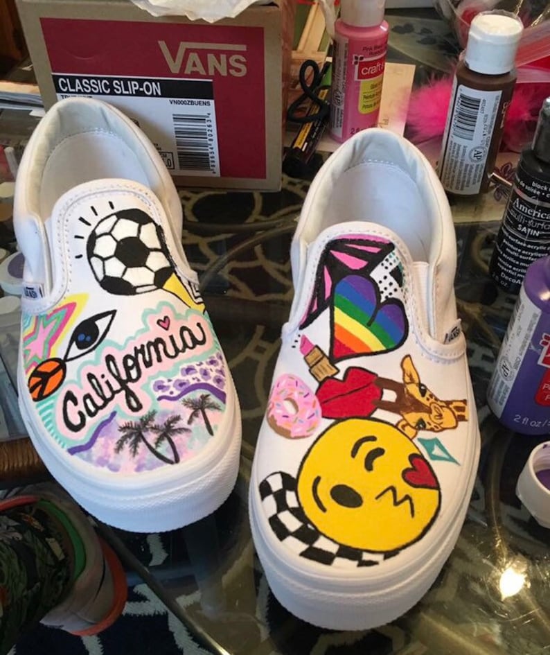 girls custom vans