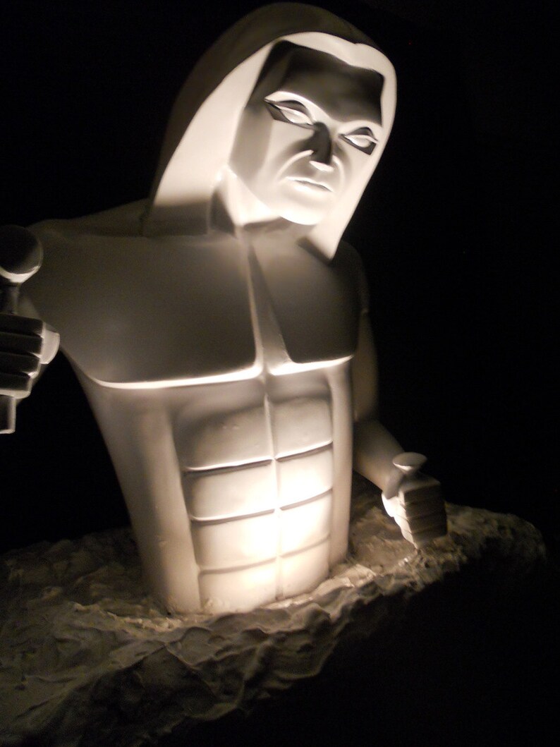 Hombre hecho a sí mismo vida tamaño escultura de fibra de | Etsy