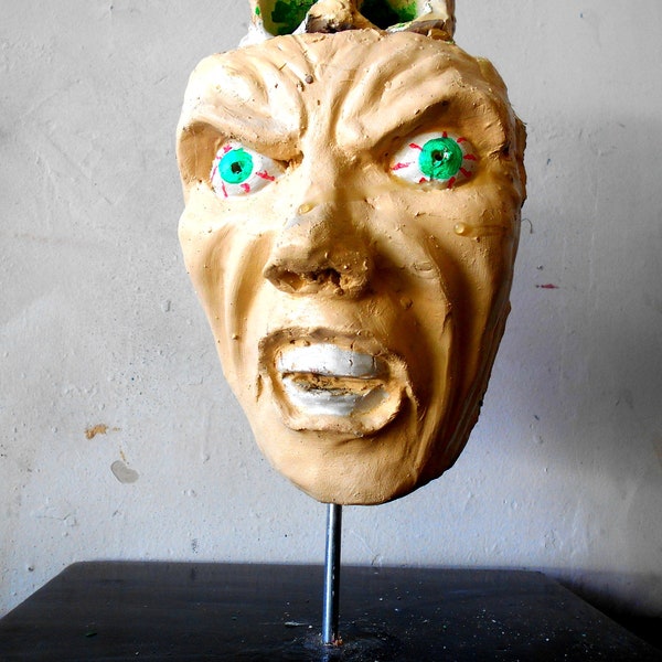 2020 donkere kunst schreeuwen gezicht schedel lage wenkbrauw sculptuur bizarre vreemde afwijkende kunst