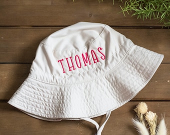 Personalized Baby Sun Hat, Gender Neutral Custom Embroidered Bucket Hat Cargo Baby Beach Hat, Baby Name Bucket Hat Wide Brim and Chin Strap