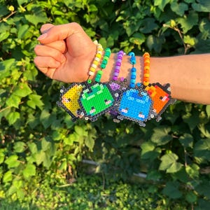 KANDI Videospiel Charakter Perler Armbänder, handgefertigte Perlenarmbänder, perfektes Zubehör für Festivals, Raves, Parties