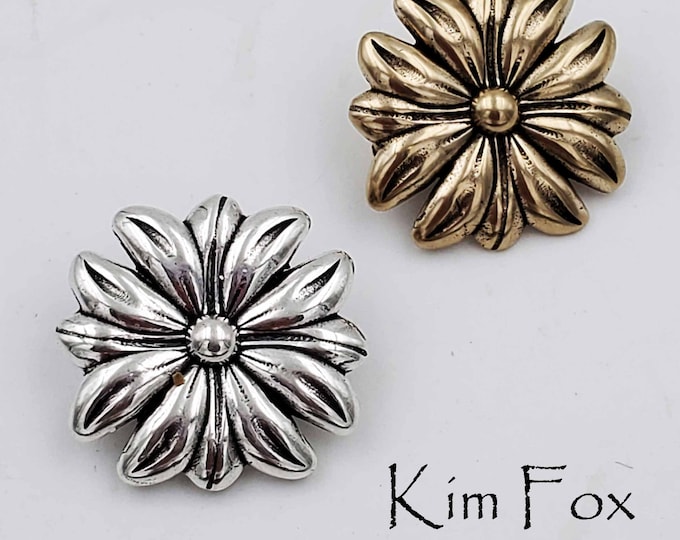 KF446 Daisy Clasp with Hooks in Silver and Golden Bronze designed by Kim Fox