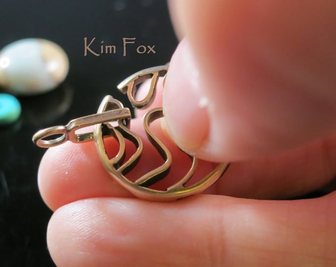 C219 Swirl Round Clasp for necklace or bracelet in bronze or silver by Kim Fox