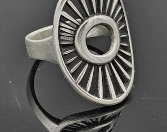 KFR515 SOLAR RAYS RING