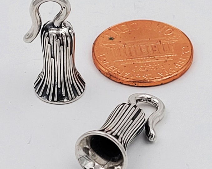 KF445 Silver or Bronze Drum Flower Cone with HOOK