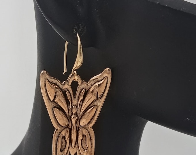 KFE602 Butterfly Earring Symbol of transformation, beauty and endurance