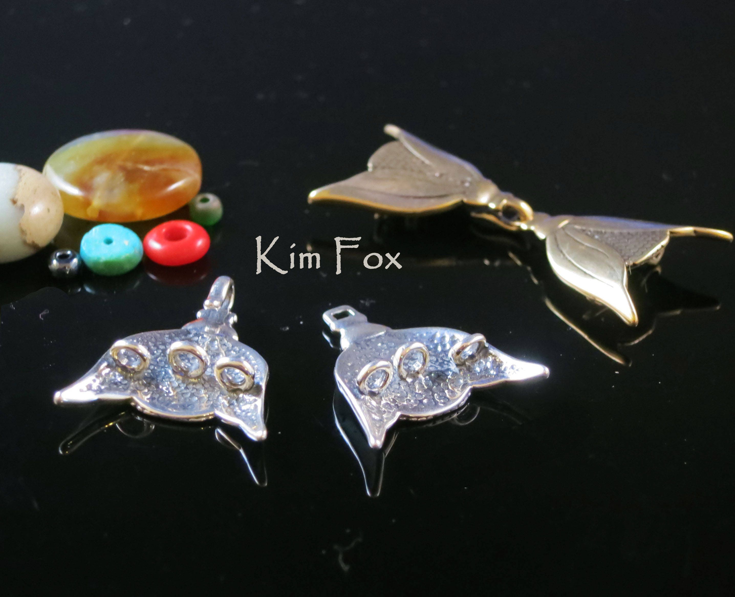 KF480 Iron Work Pattern Powerful and Petite Magnetic Clasp with 3 loops in  silver and golden bronze designed by Kim Fox