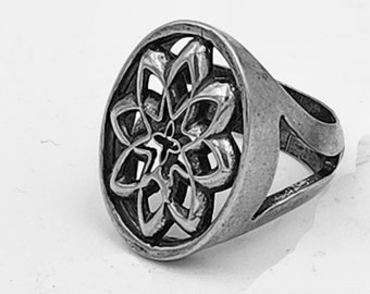 KFR363 Desert Flower Ring in Sterling Silver designed by Kim Fox