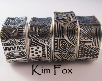 KFR301 New Doodle or Zentangle Rounded Rectangle Ring designed by Kim Fox in Sterling Silver