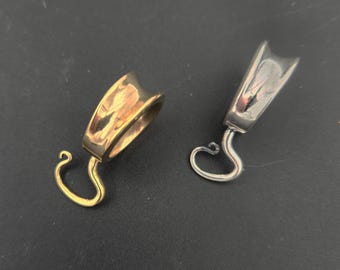 KF512 Large Omega Bail with side hook for pendants with bails