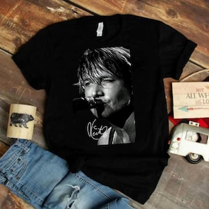Vintage Keith Urban T-Shirt Casual Cool Classic Keith Urban Shirt Keith Urban Graphic Shirt Unisex Keith Urban Tee Gift For Her Gift For Him