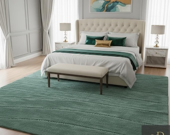 Moderner, handgetufteter Wollteppich in Salbeigrün, flauschiger Teppich, minimalistischer Wohnzimmerteppich, luxuriöse Schlafzimmerdekoration