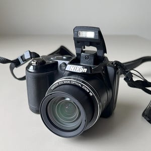 Nikon Coolpix L310 14,1 MP digitale camera Y2K retro 21x optische zoom Bridge Point Shoot SD-kaart Inclusief batterijen Getest werkt