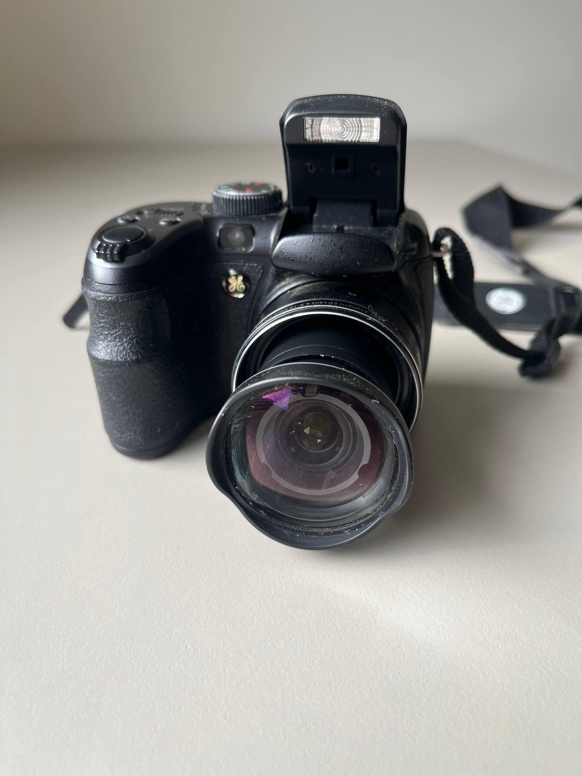 GE X400 Digital Camera: 14MP Silver Y2K Retro Point & Shoot - Etsy