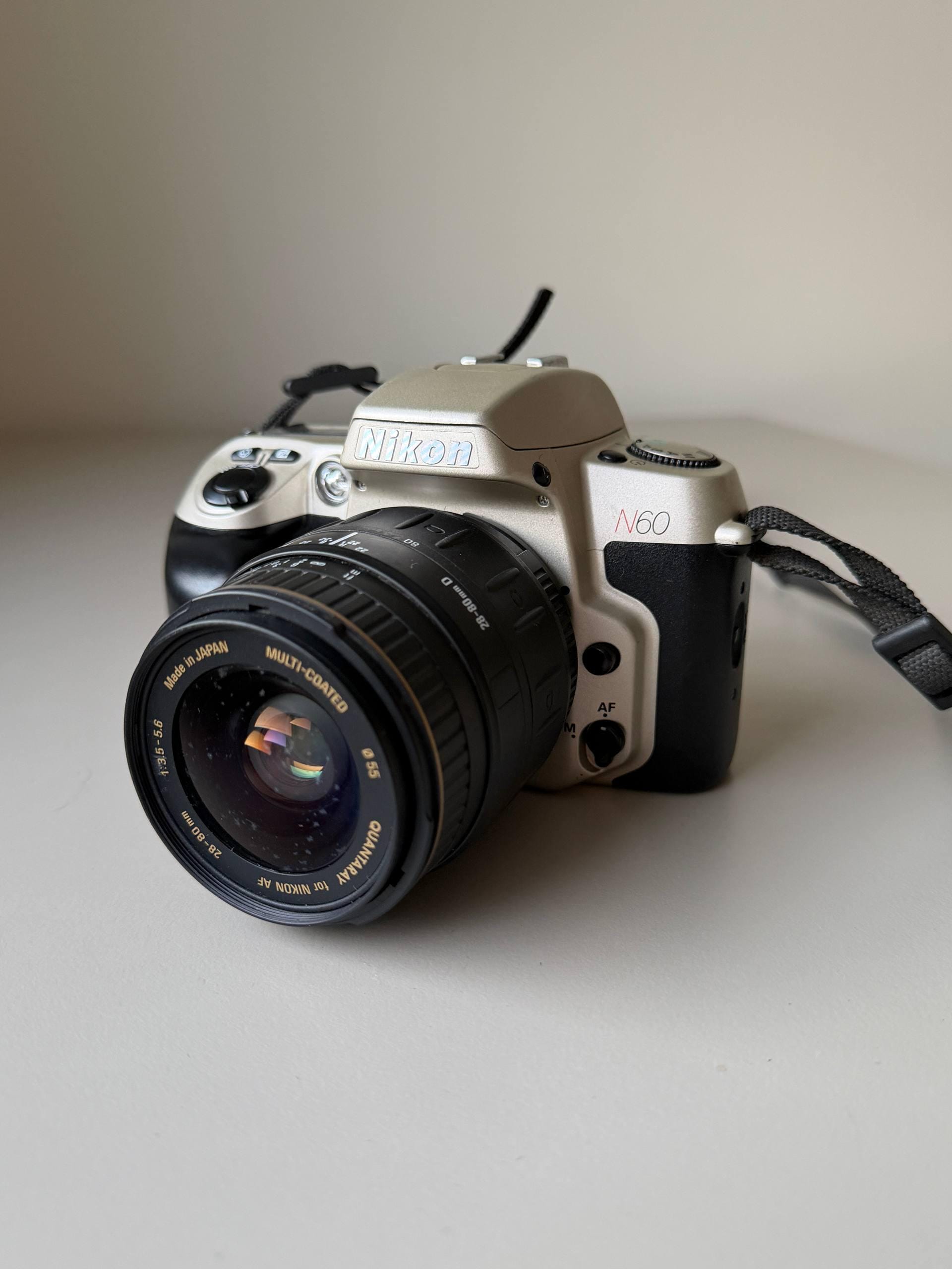 Nikon n60 camera - Etsy 日本
