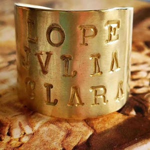 Anel Romanvm | Anel personalizável | Anel gravado à mão | Anel ajustável para homens e mulheres | Arte em ouro e prata de lei