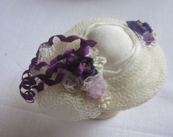 A beautiful 1/12 dollhouse handmade miniature ivory silk hat