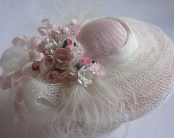A beautiful 1/12 dollhouse handmade miniature pale pink silk hat