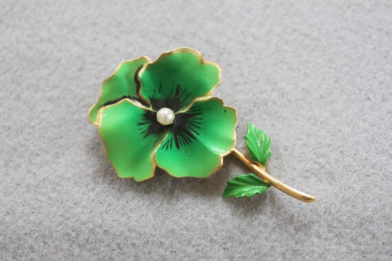 Pansy Pin Vintage Enamel Pansy Pin 1990s Avon Gree