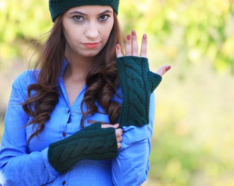 Emerald green gloves, Knitted fingerless gloves for women, Fall accessories for her, Saint Patricks day accessories