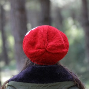 Cœur de bonnet en tricot rouge, bonnet ample en tricot, cadeau fait main pour elle, cadeau petite amie pour la Saint-Valentin, accessoires de la Saint-Valentin image 8