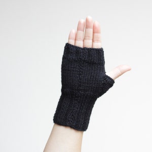 Black heart fingerless gloves for women, Winter knit heart mittens, Valentines day gift for her image 2