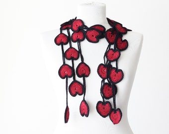 Heart Crochet lariat scarf in black & red colors for women, Valentines scarf necklace, Date day outfit, Saint valentine's day gift for her