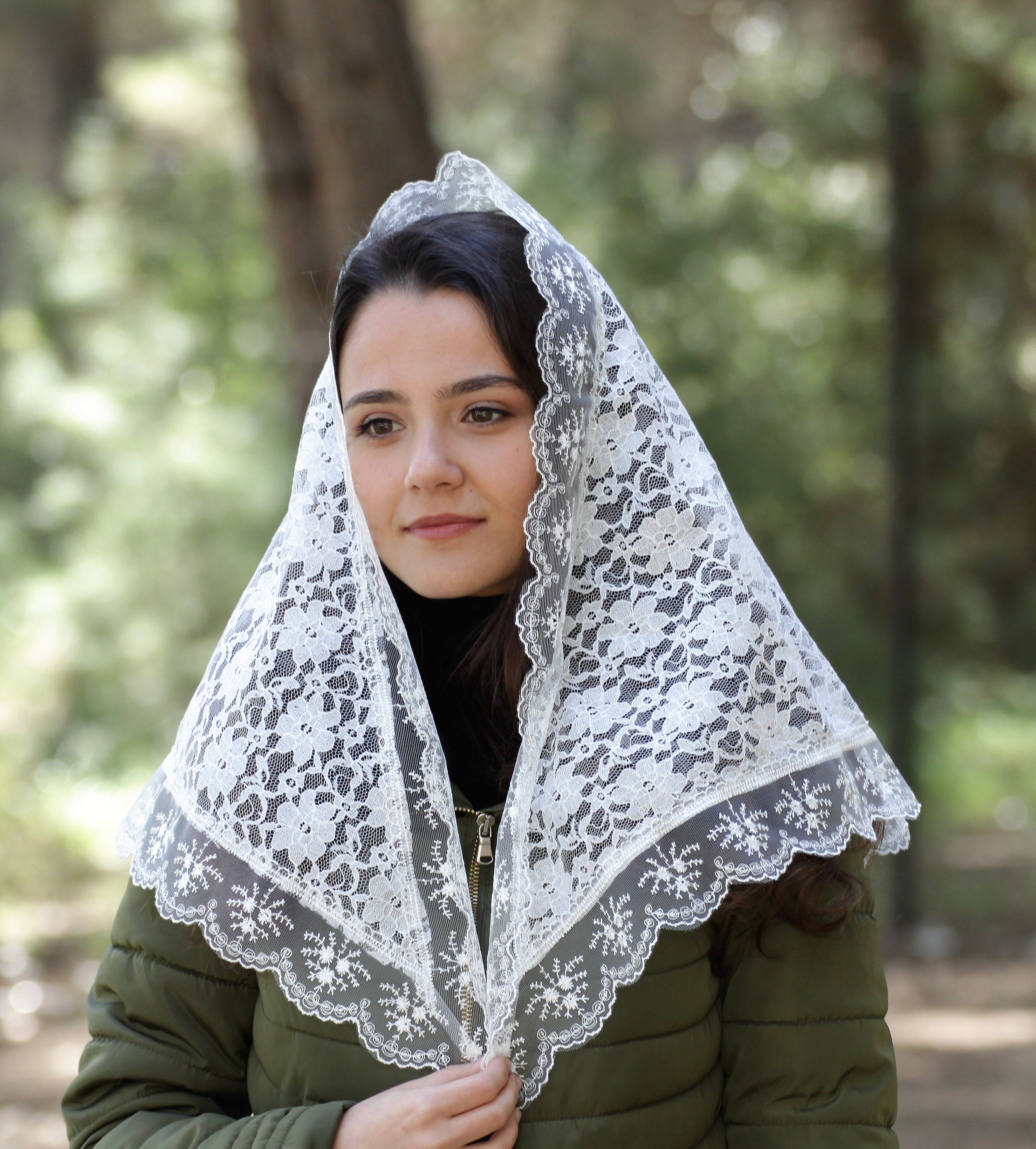 Off-White Triangle Mantilla Veil for Church, Lace Headscarf for Catholic Mass