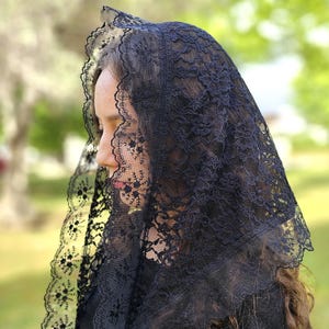 Black Mourning Veil - Etsy display picture 1