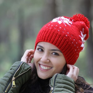 Hand Knits 2 Love Beanie Hat Slouch Cap Plaid Flower Checkers Designer Fashion Female Romantic F\u00e9minin Head Hair Chemo Gift Winter Ski Snow