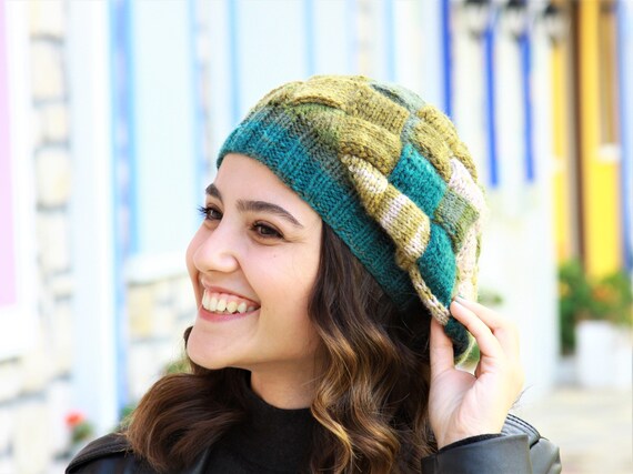 Cappello Lavorato A Maglia Multicolore In Cotone Biologico – Morbido Ed Eco-Friendly