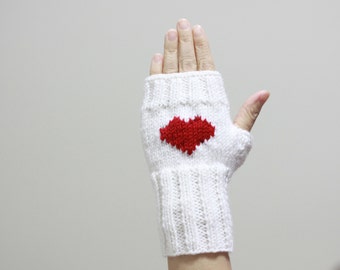 Women off white knit fingerless gloves with heart for winter, Valentines day gift for her, Victorian accessories, Girlfriend gift idea