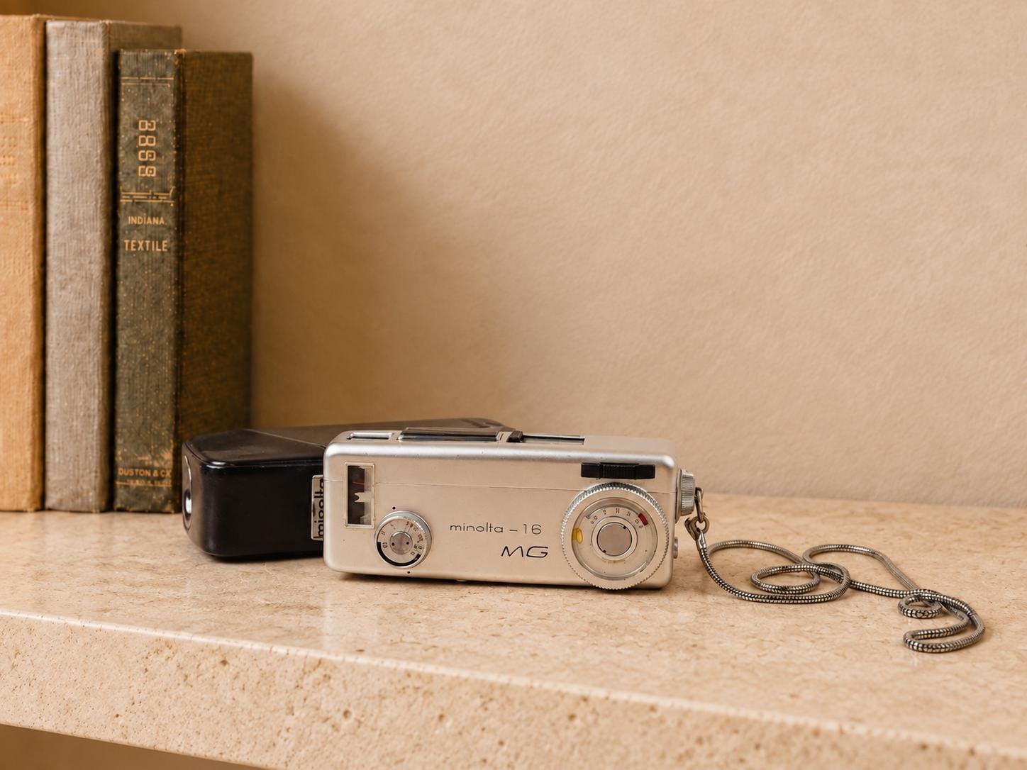 Minolta 16mm camera - Etsy 日本