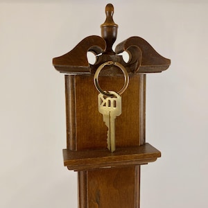 Vintage Wooden Clock Key Holder | Cottagecore Entryway Decor