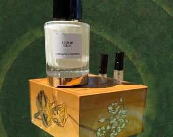 Carolina Herrera- Cedar Chic Sample