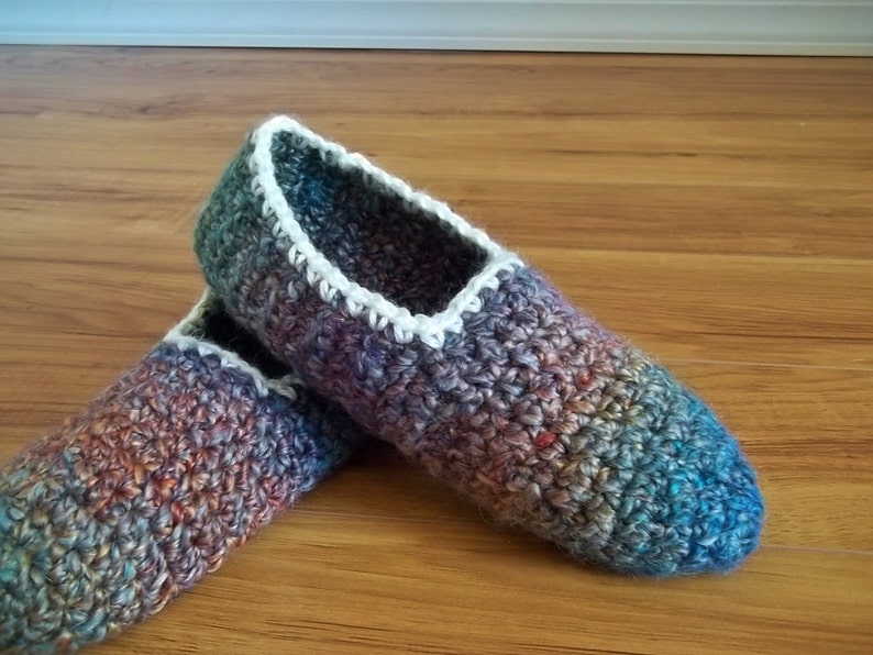 Crochet Pattern Happy Feet Homespun Ladies Slippers. Quick