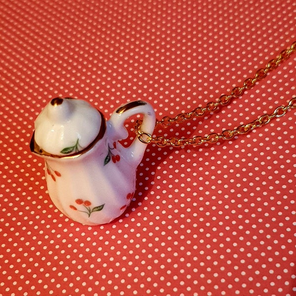 Miniatur Porzellan Kirschen Kaffeekanne Halskette