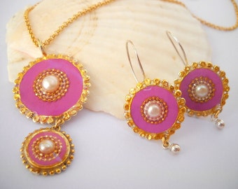 Hot Pink Necklace and Earrings Set, Bridesmaid Gift Set, Hot Pink Jewelry Set,Pearl Necklace